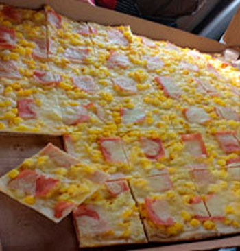 Salchipapa Nugets Pizza